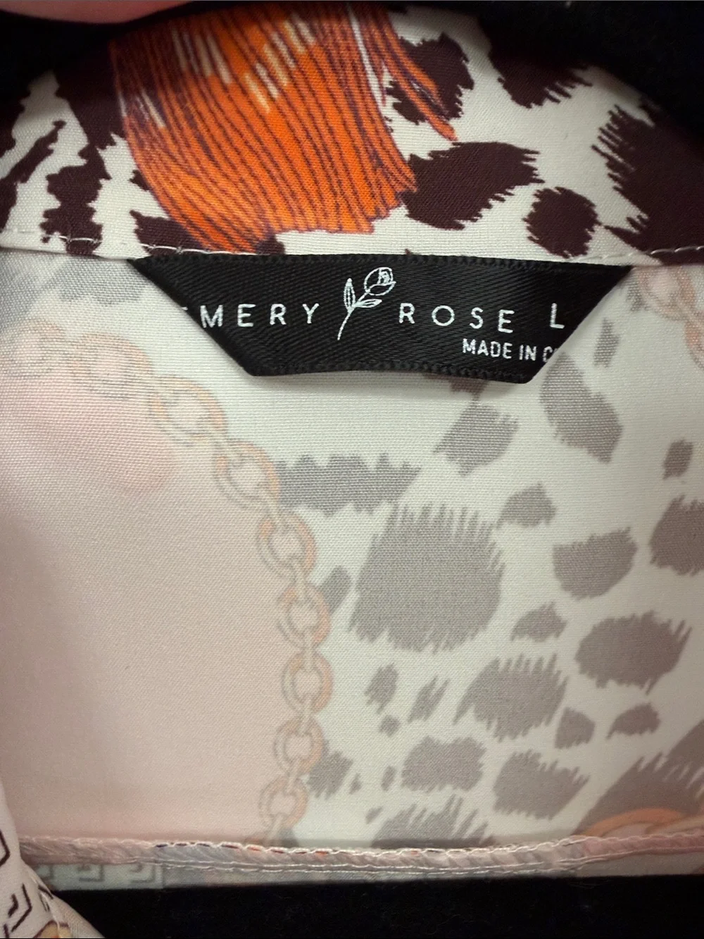 Silky Chain Print Button-Down Blouse - Pink Ptp 21” - Picture 2 of 10